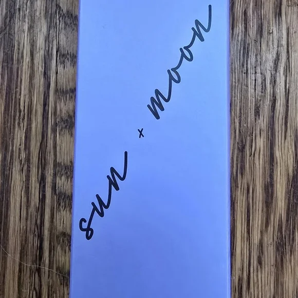 What Dreams Are Made Of Calm and Correct Mask - Picture 2 of 4